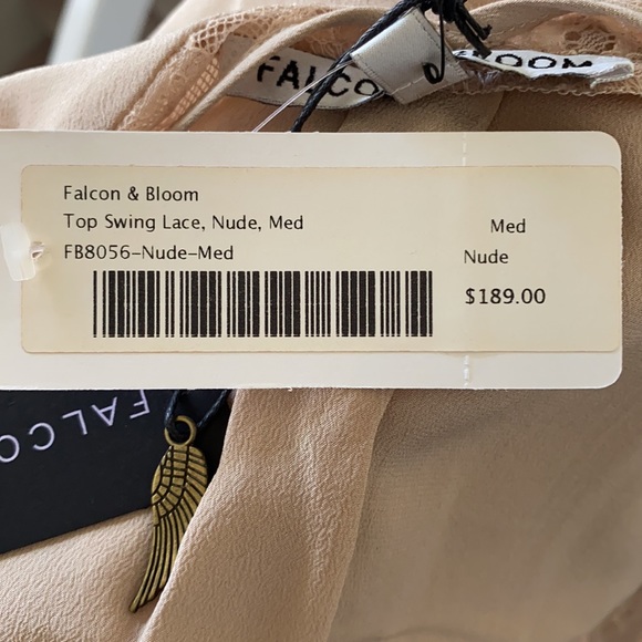 Falcon & Bloom blouse. - Picture 6 of 6